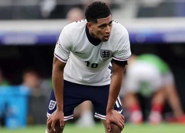 Bellingham di xuống theo từng trận