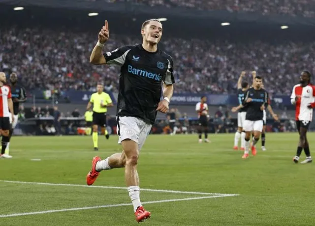 Màn ra mắt ấn tượng của Florian Wirtz