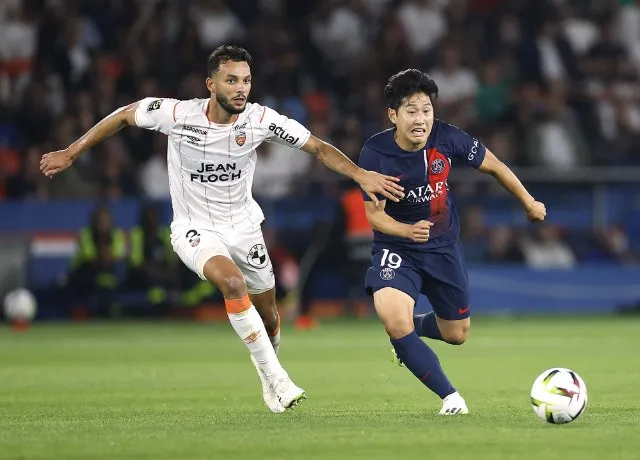 Lee Kang In chất Châu Á bùng cháy trong đội hình của PSG