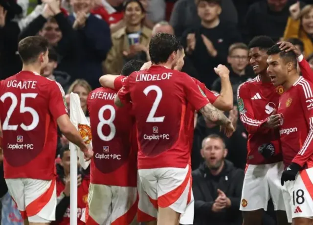 Manchester United đã có một trận đấu bùng nổ với 5 bàn thắng