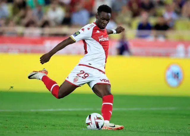 Tiền đạo trẻ Balogun liên tục tỏa sáng trong màu áo Monaco