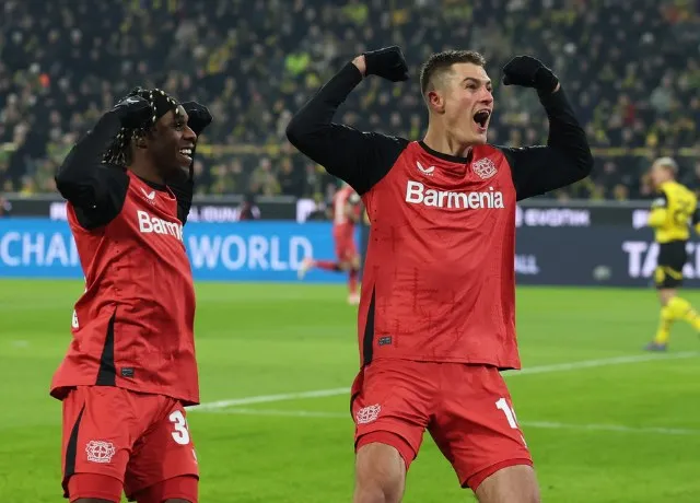 Leverkusen thắng kịch tính Dortmund tỷ số 3-2 trên sân Signal Iduna Park