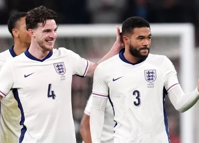 Đội tuyển Anh đánh bại Latvia 3-0 trên sân Wembley