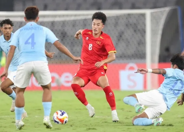 U23 Việt Nam thắng nhẹ nhàng U23 Campuchia với tỷ số 2-1