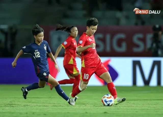 Chiến thắng quan trọng trước nữ Thái Lan
