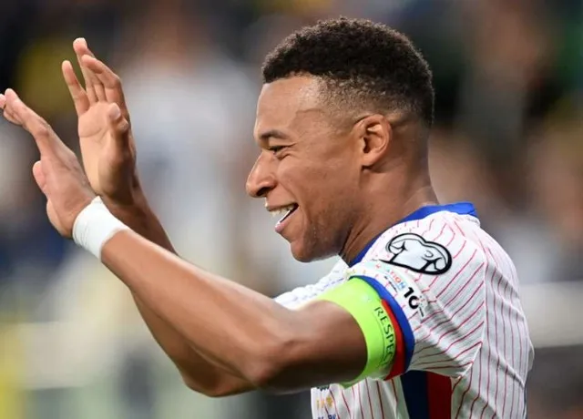 Mbappe ấn định chiến thắng