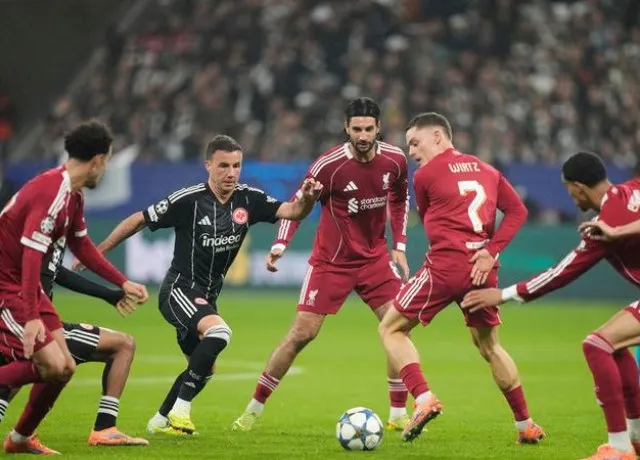 Màn trình diễn áp đảo của Liverpool tại Đức