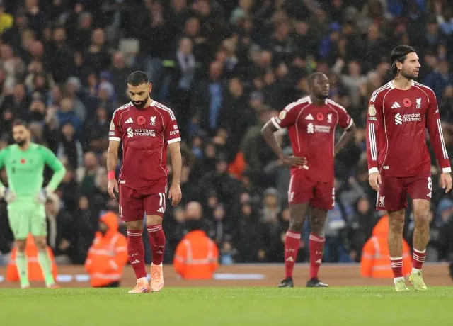 Liverpool gặp khó khăn trong lối chơi