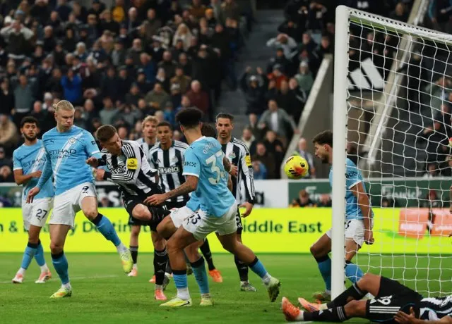 Newcastle chiến thắng của chiến thuật và tinh thần