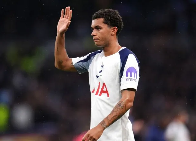 Vì sao Crystal Palace chọn Brennan Johnson